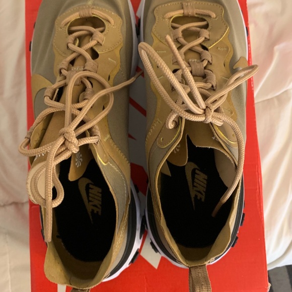 Nike React Element 55 Size 10.5 - Picture 2 of 4
